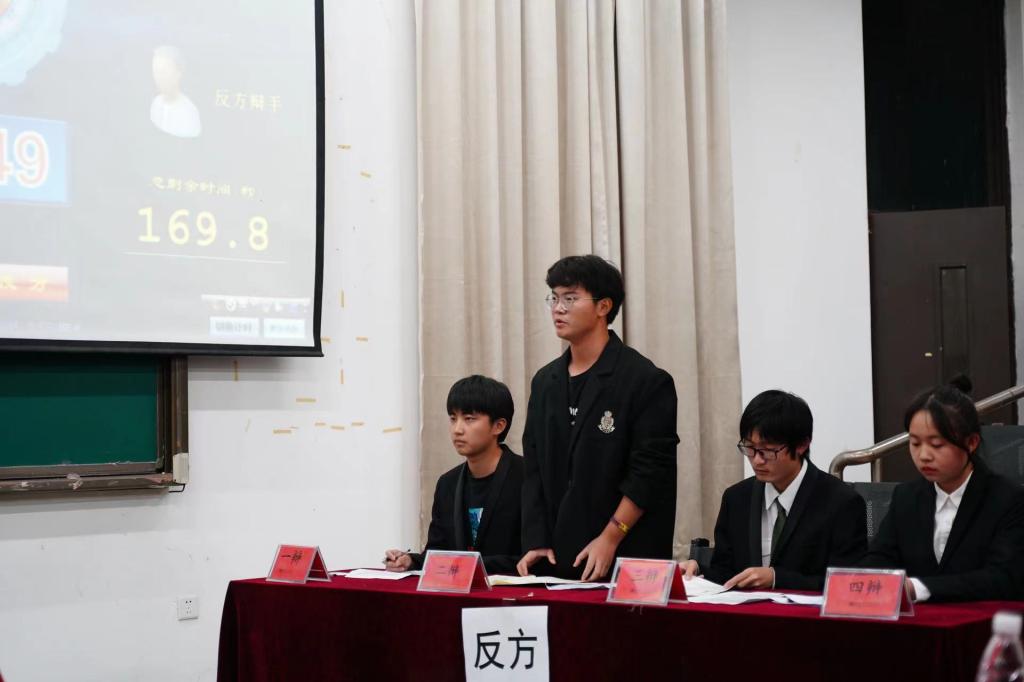 D810